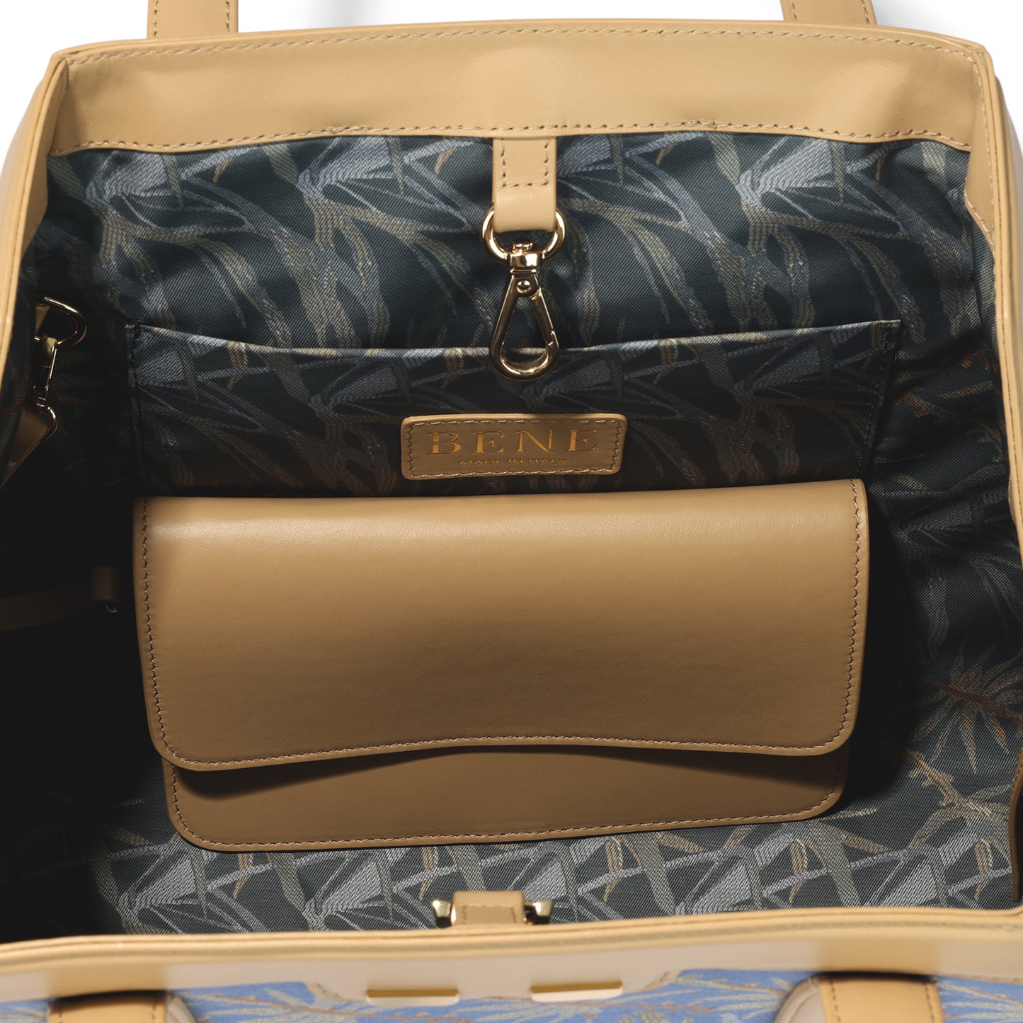 The Cortney Bishop x BENE Page Tote in Cornflower Palm and Raffia ** Pre Order** 1-2 weeks