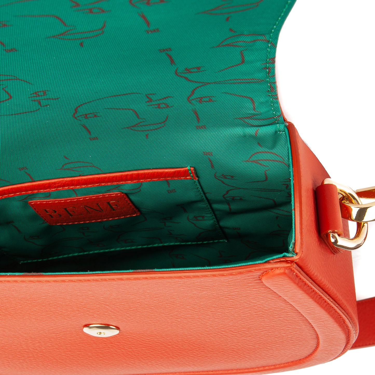 Holmes in Zucca Warehouse Sale