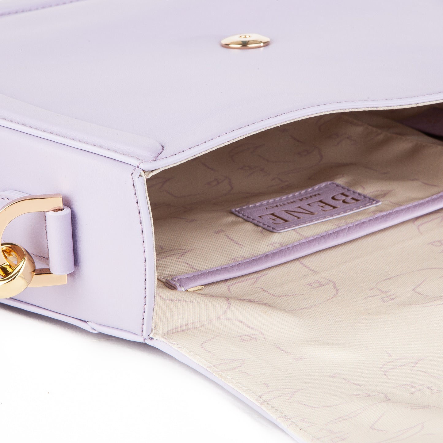 Holmes in Lilac